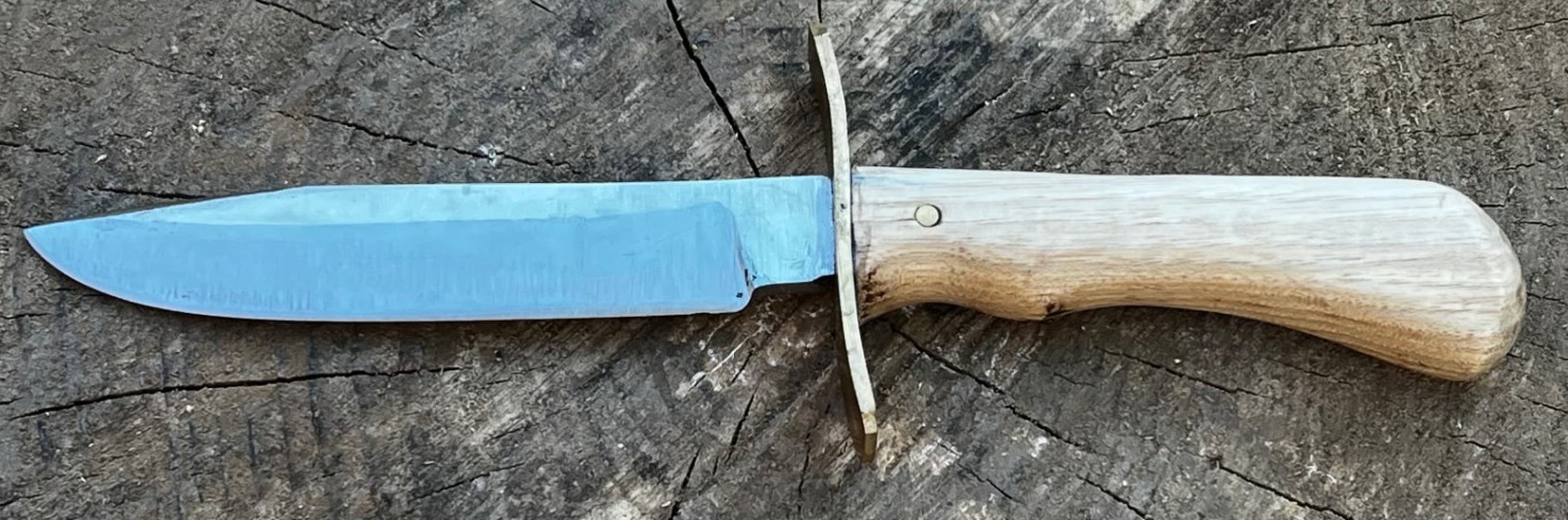The “Crockett” hunting knife